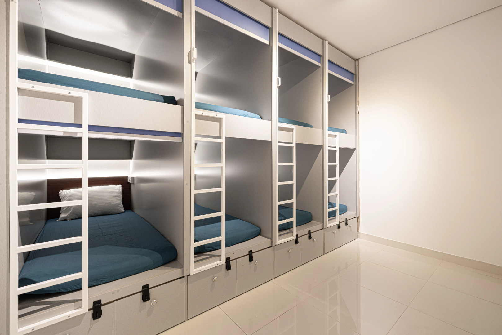 Хостел Next House - DownTown Views