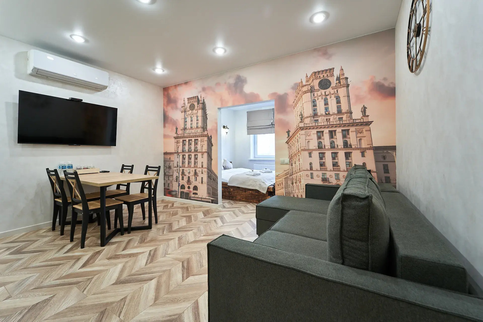 Апартаменты 3-комнатные Minsk House