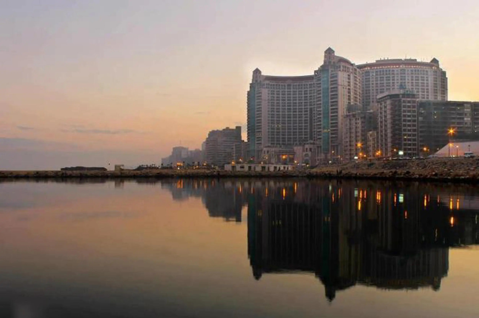 Отель Plaza Hotel Alexandria