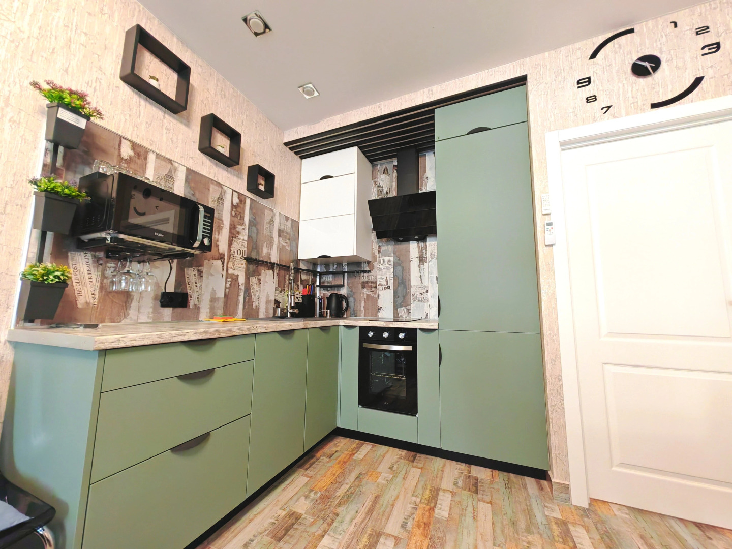 Апартаменты UzorApart Новая комфортная евродвушка в центре недалеко от набережной