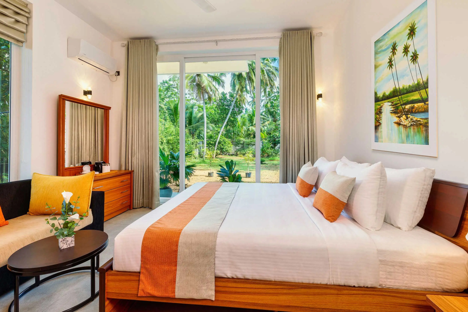 Отель The Palace by Ocean