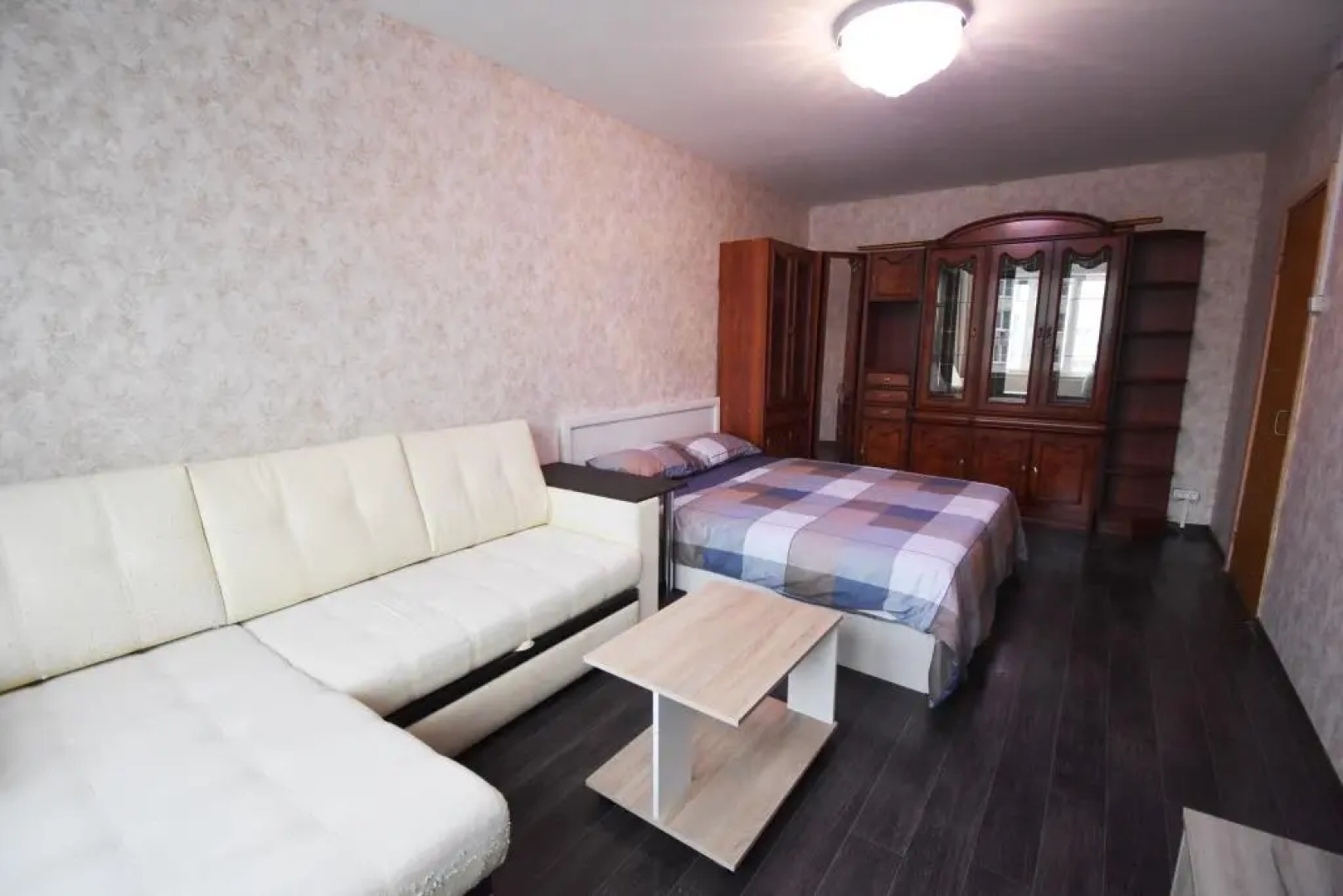 Квартира Маленковская 28