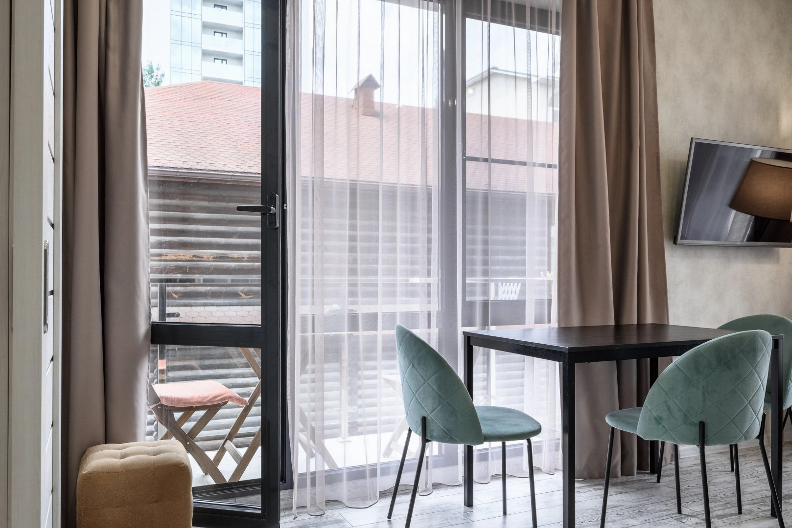 Апартаменты в Жк Мадрид Парк 2 с Бассейном