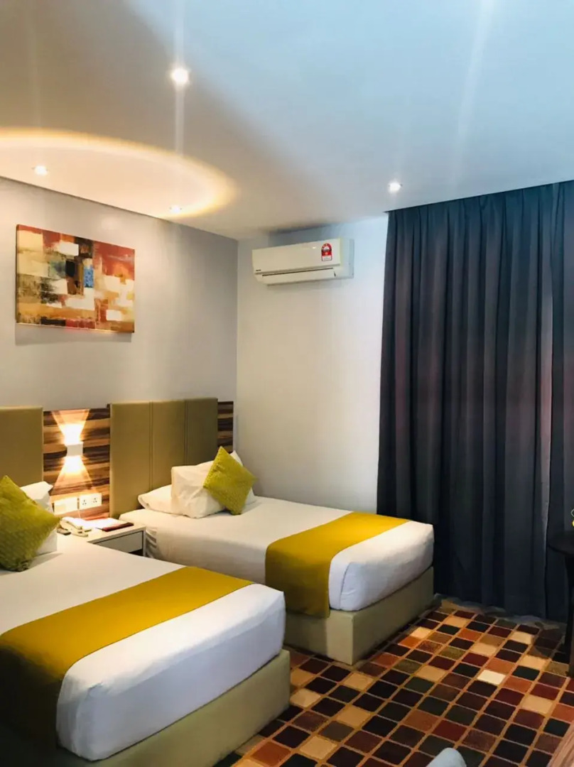 Отель VILLA ABADI RESORT