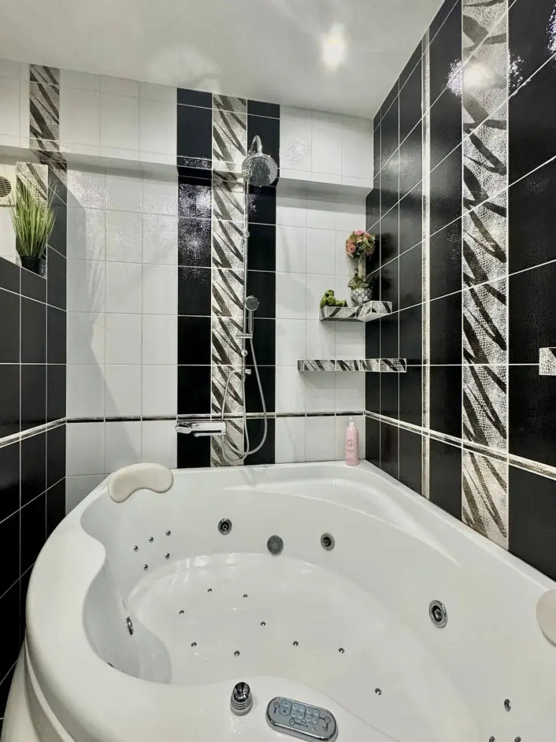 Апартаменты Красивая двушечка с джакузи в самом сердце Минска