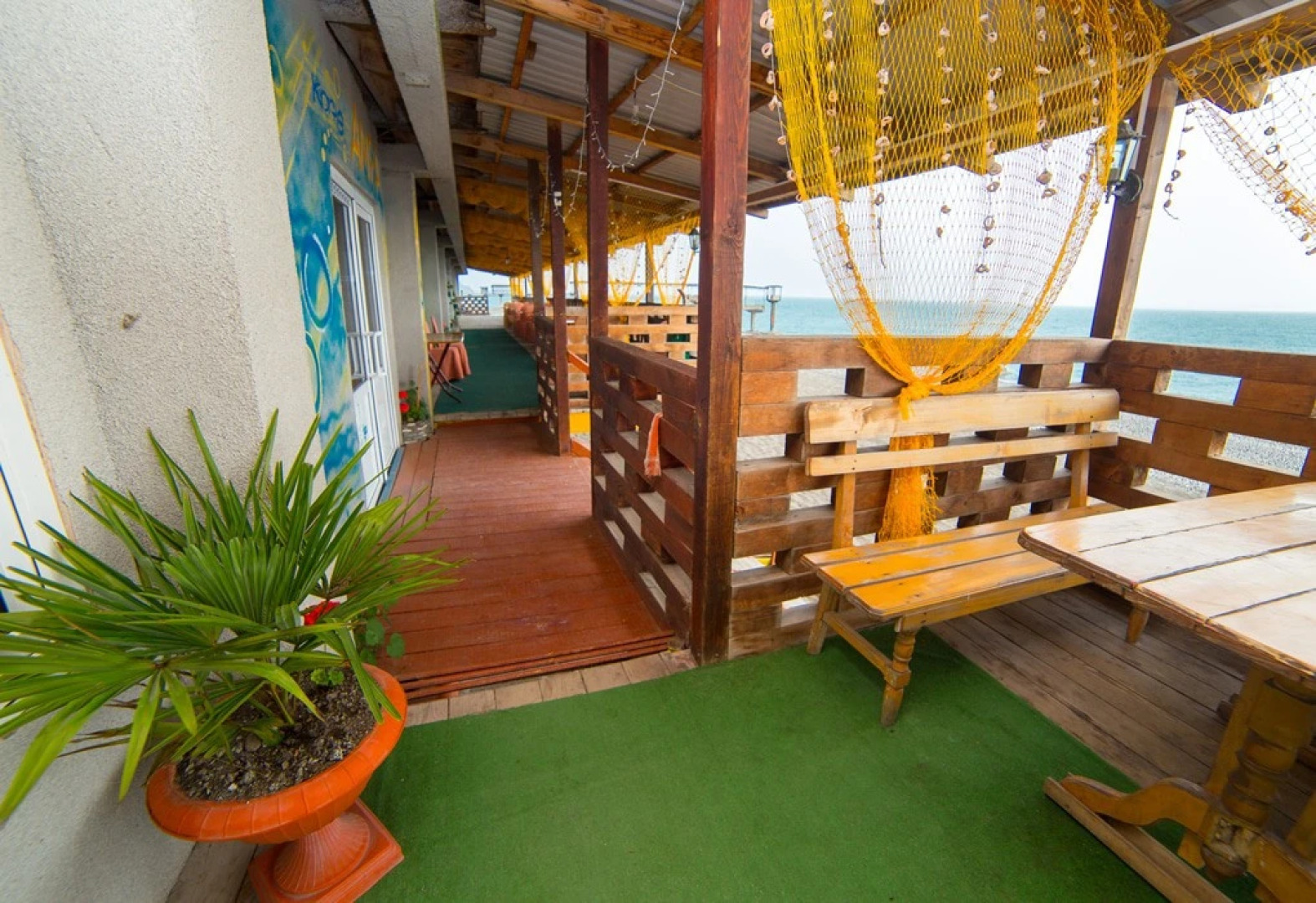 Солнечный летний пансионат