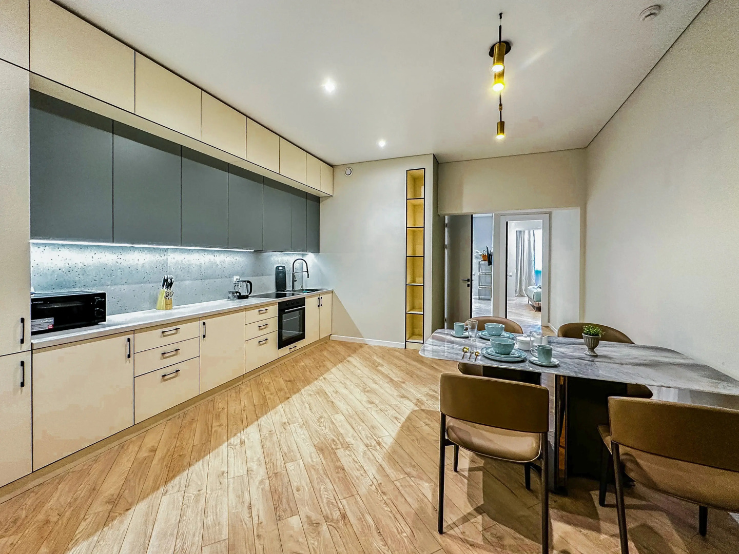 Квартира Лучшие Апартаменты Алматы Напротив ТРЦ Мега Алматы 100