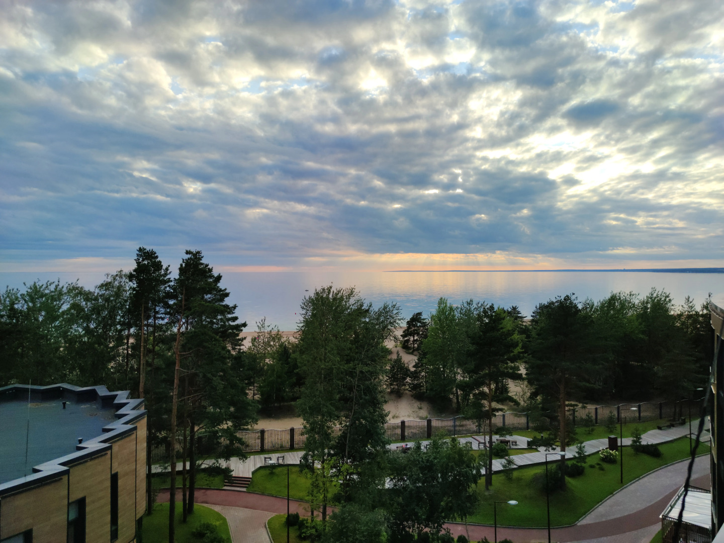 Апартаменты Sea View Светлый Мир