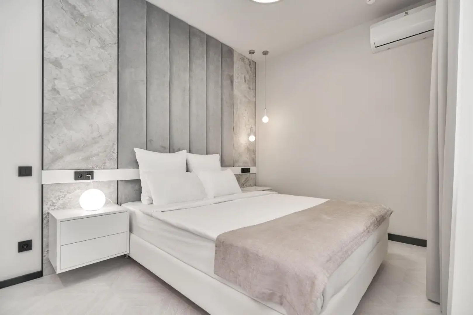 Апартаменты Pushkin White