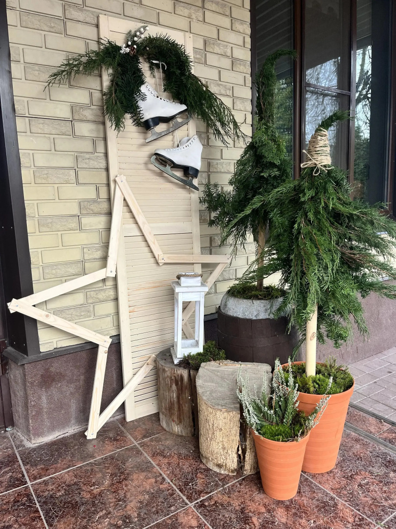 Отель Колос