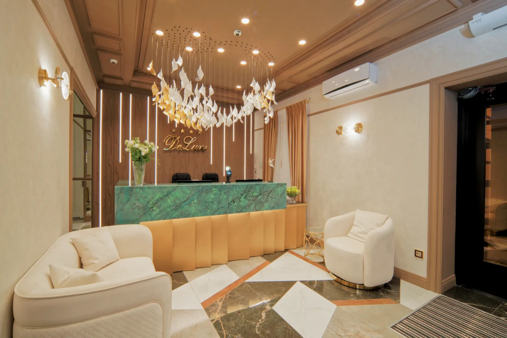 Отель Тверские Замки De Luxe