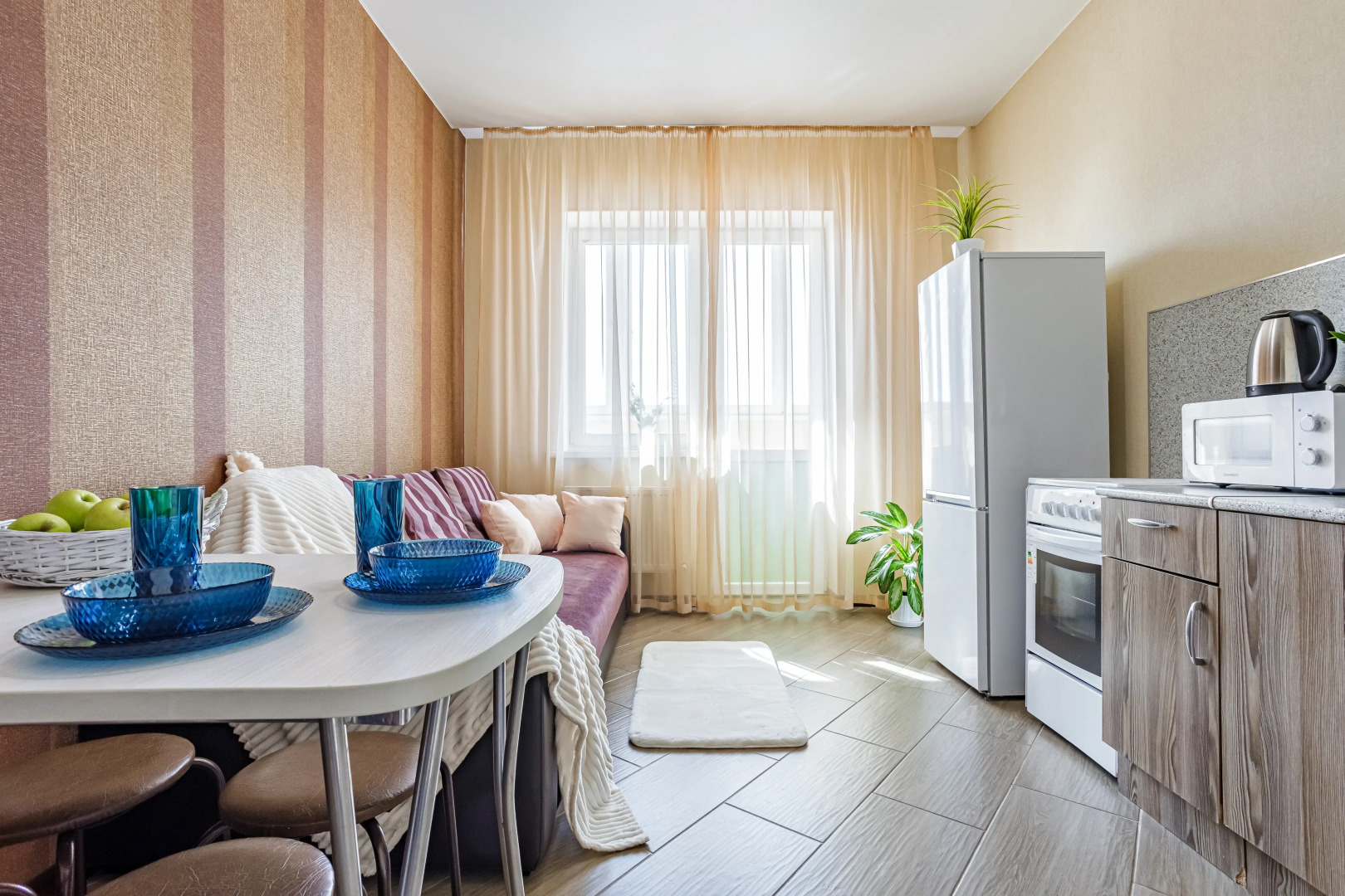 Апартаменты на Октябрьской 4