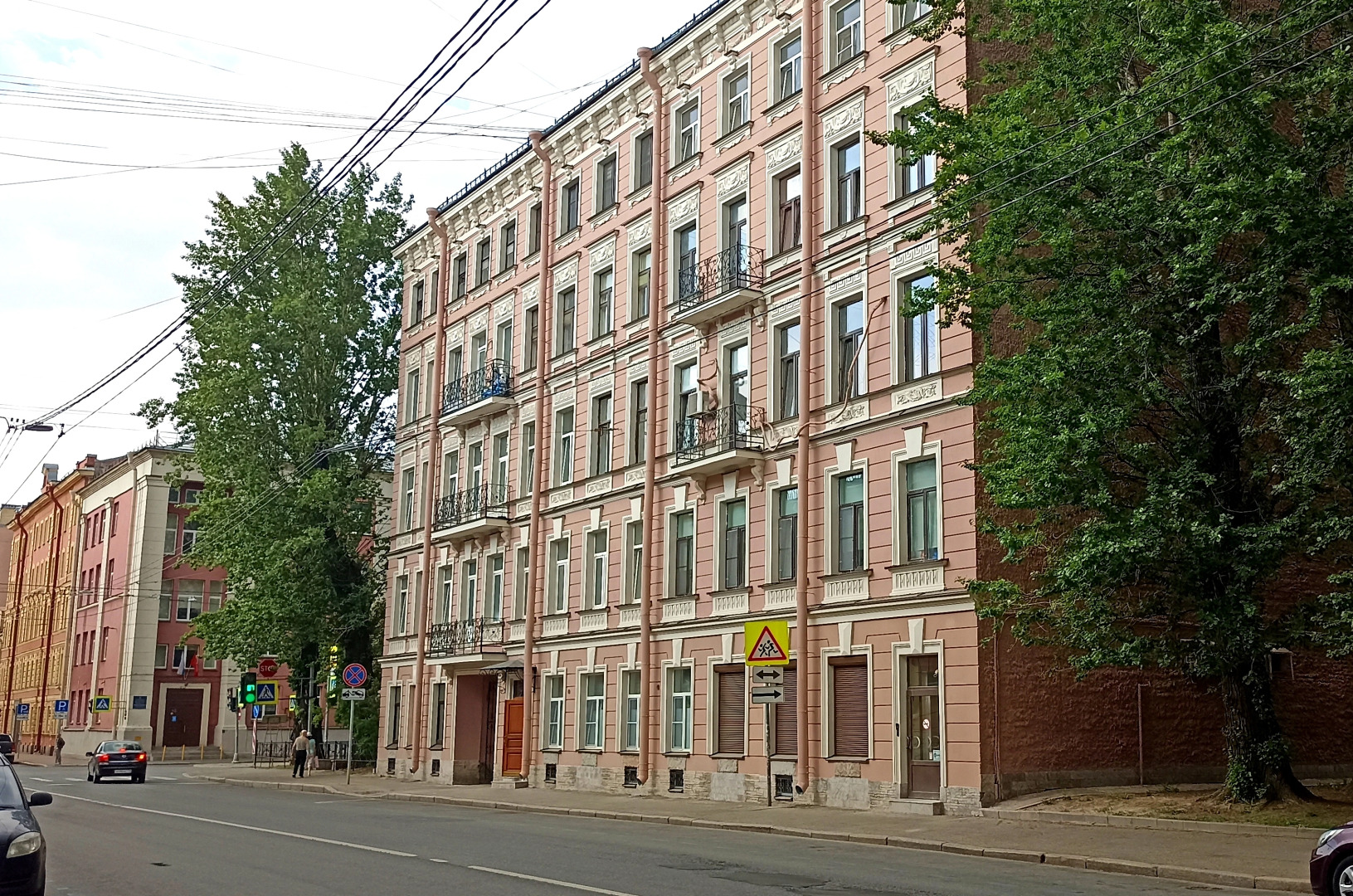 Квартира Cтудия 4 на Бронницкой