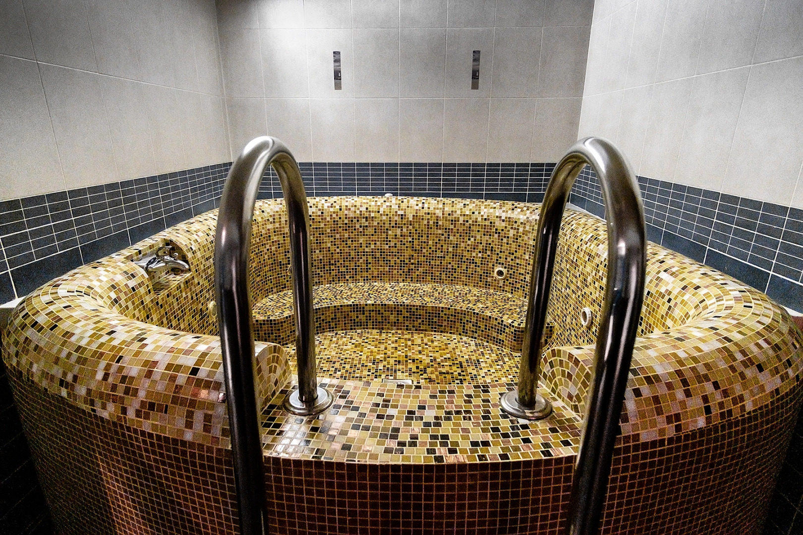 Отель Мира-Locus