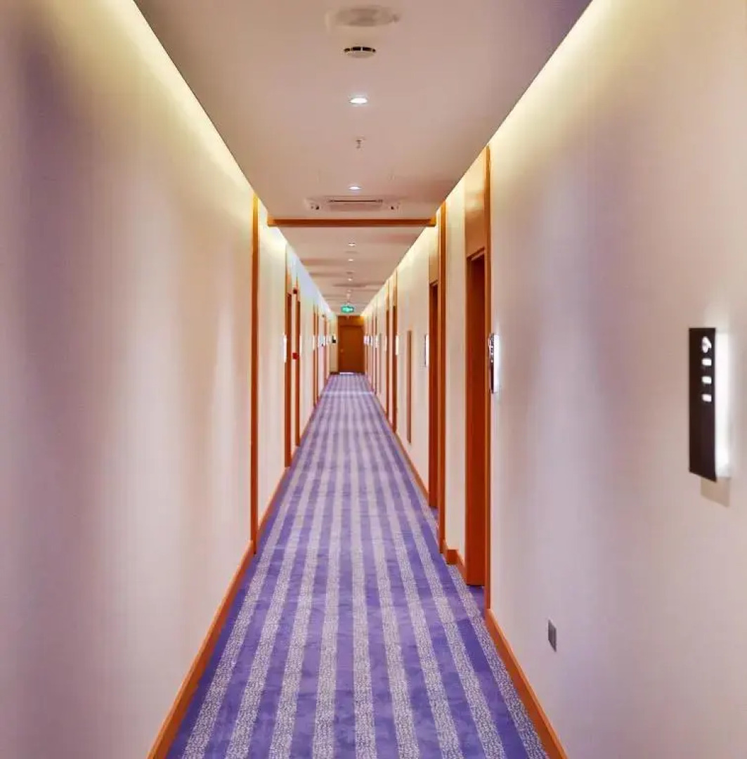 Отель Caddemm Inn