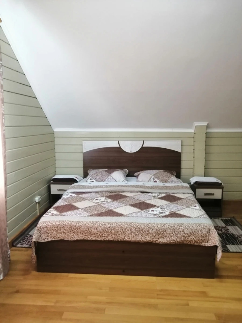 Гостевой дом Коттеджи в аренду Береговая 48