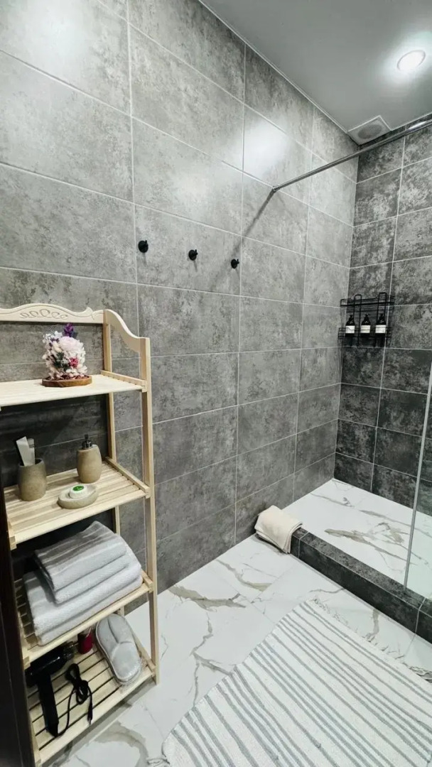 Гостевой дом LakeSide Big House