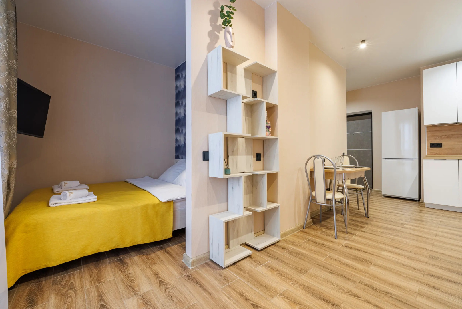 Апартаменты  Hotel Home на Оборонной