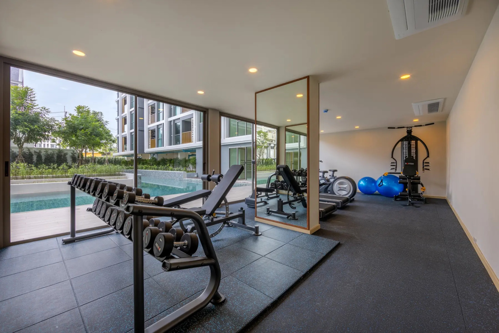 Apartment Ozone condo by TropicLook