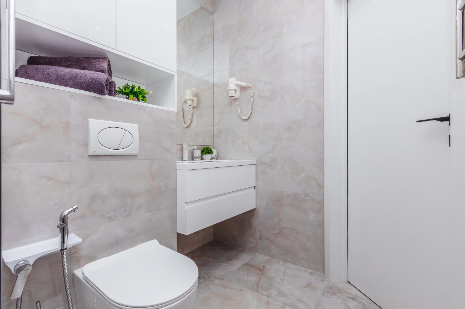 Квартира с Видом на Море с Отдельной Спальней