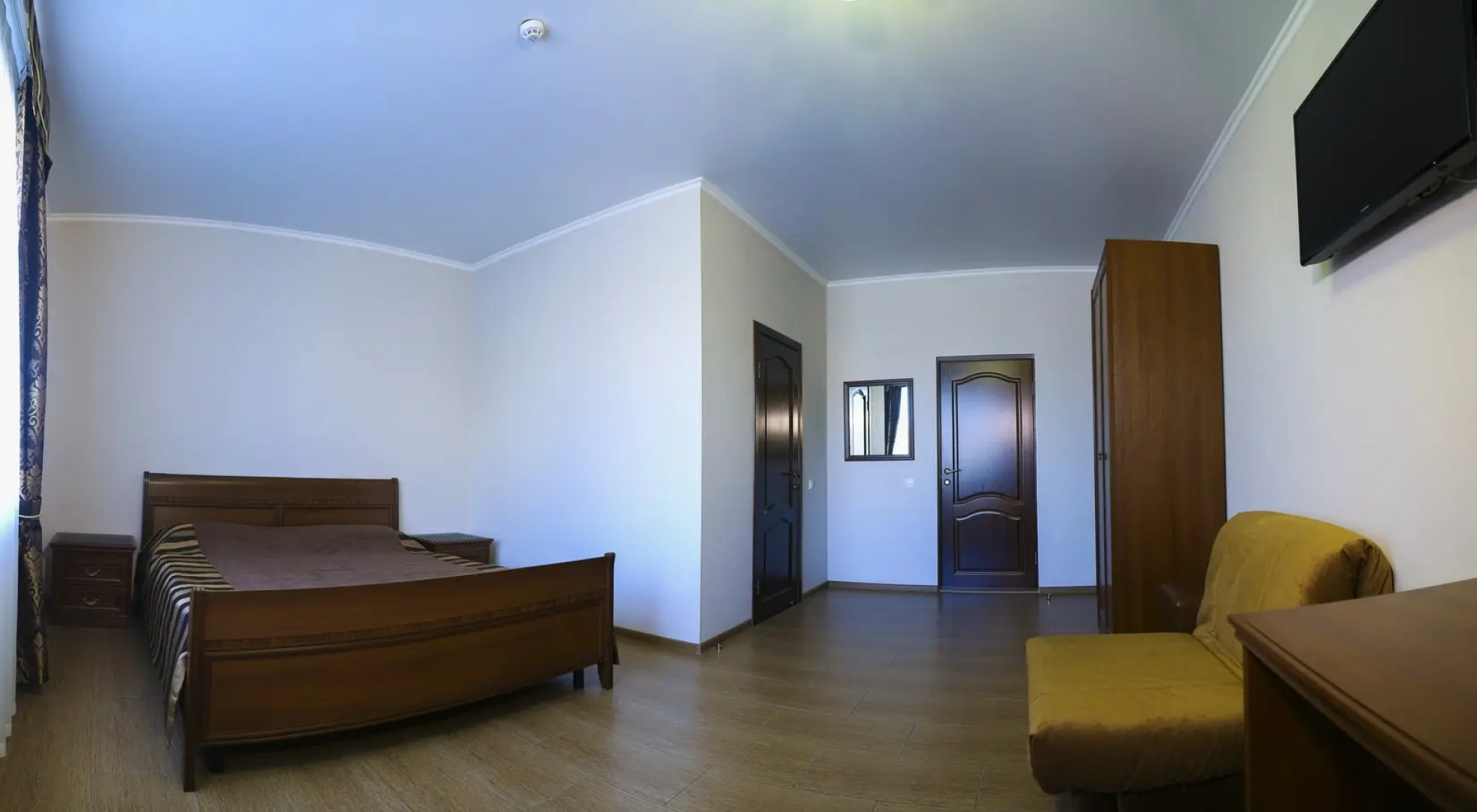 Отель Круиз