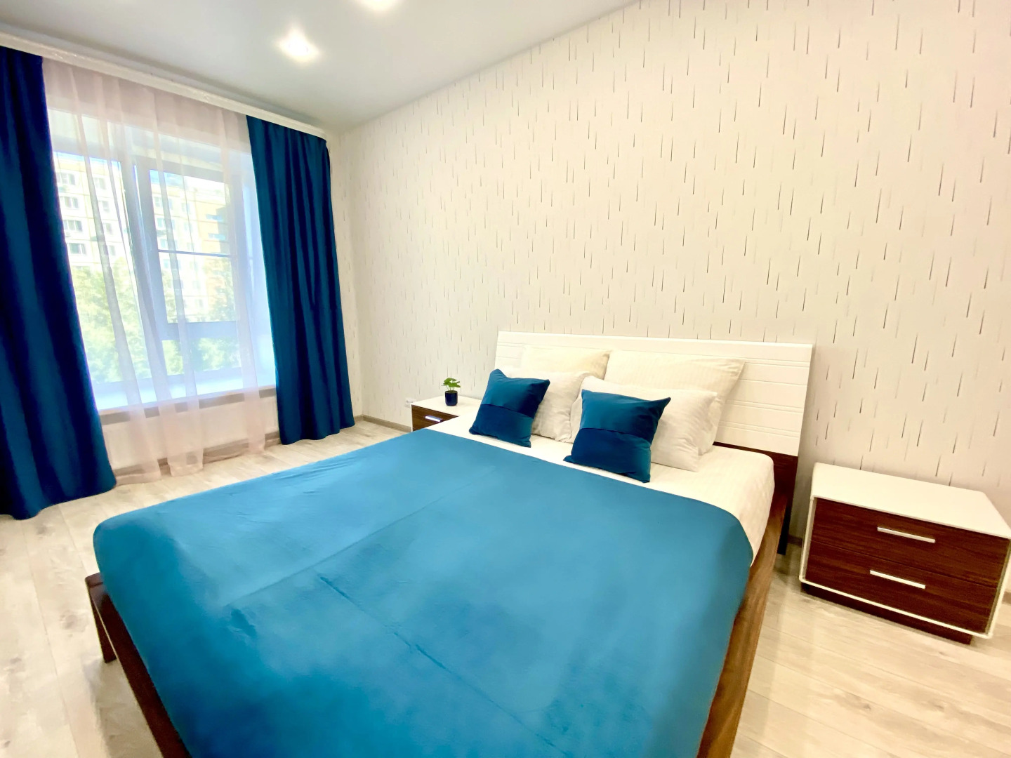 Квартира 2 ком. Рядом Аэропорт и ЖД Вокзал