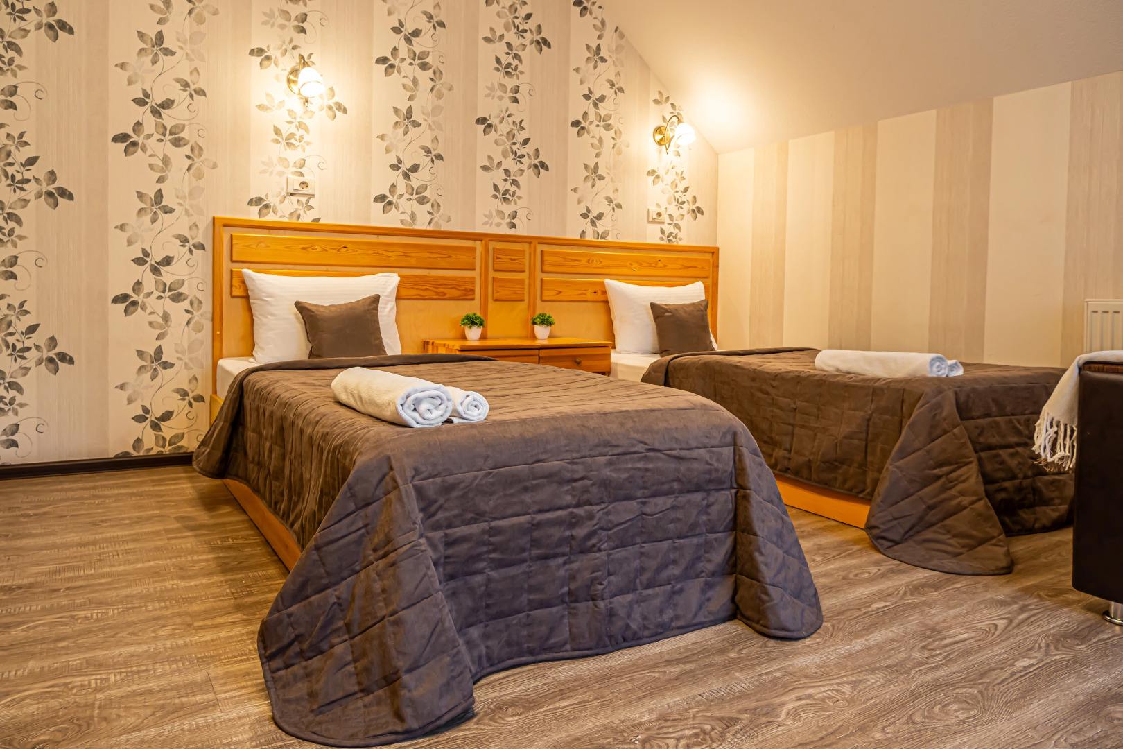 Отель  Аламат