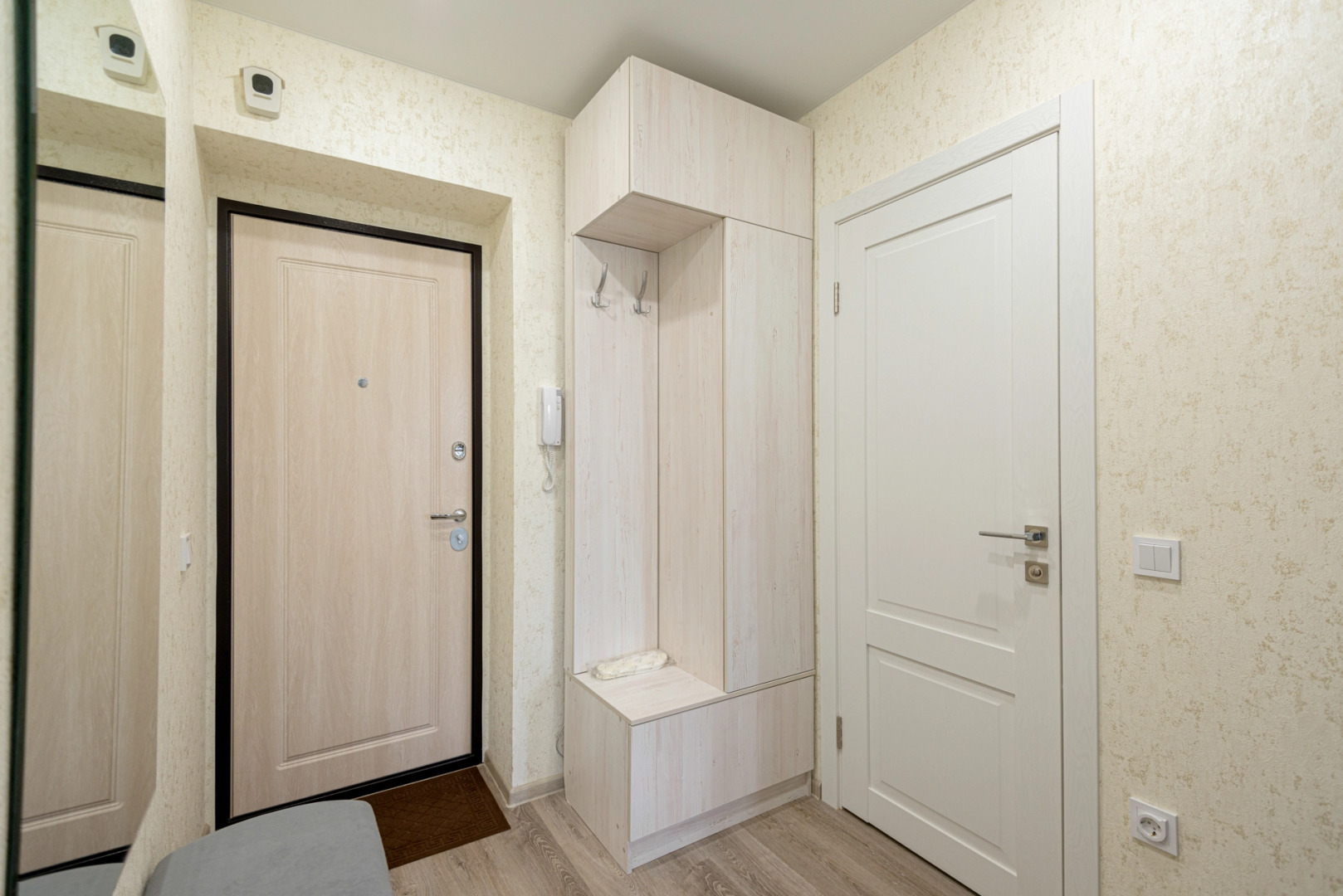 Квартира 1-к в новом мкр. на Новогородской 15 от RentAp, 4 сп.места