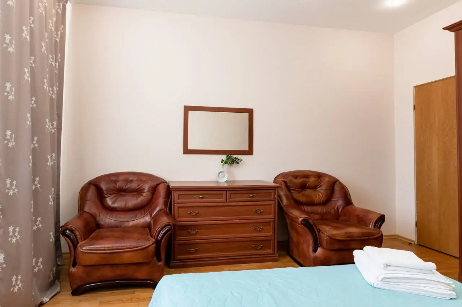 Квартира Двухкомнатная Садовая