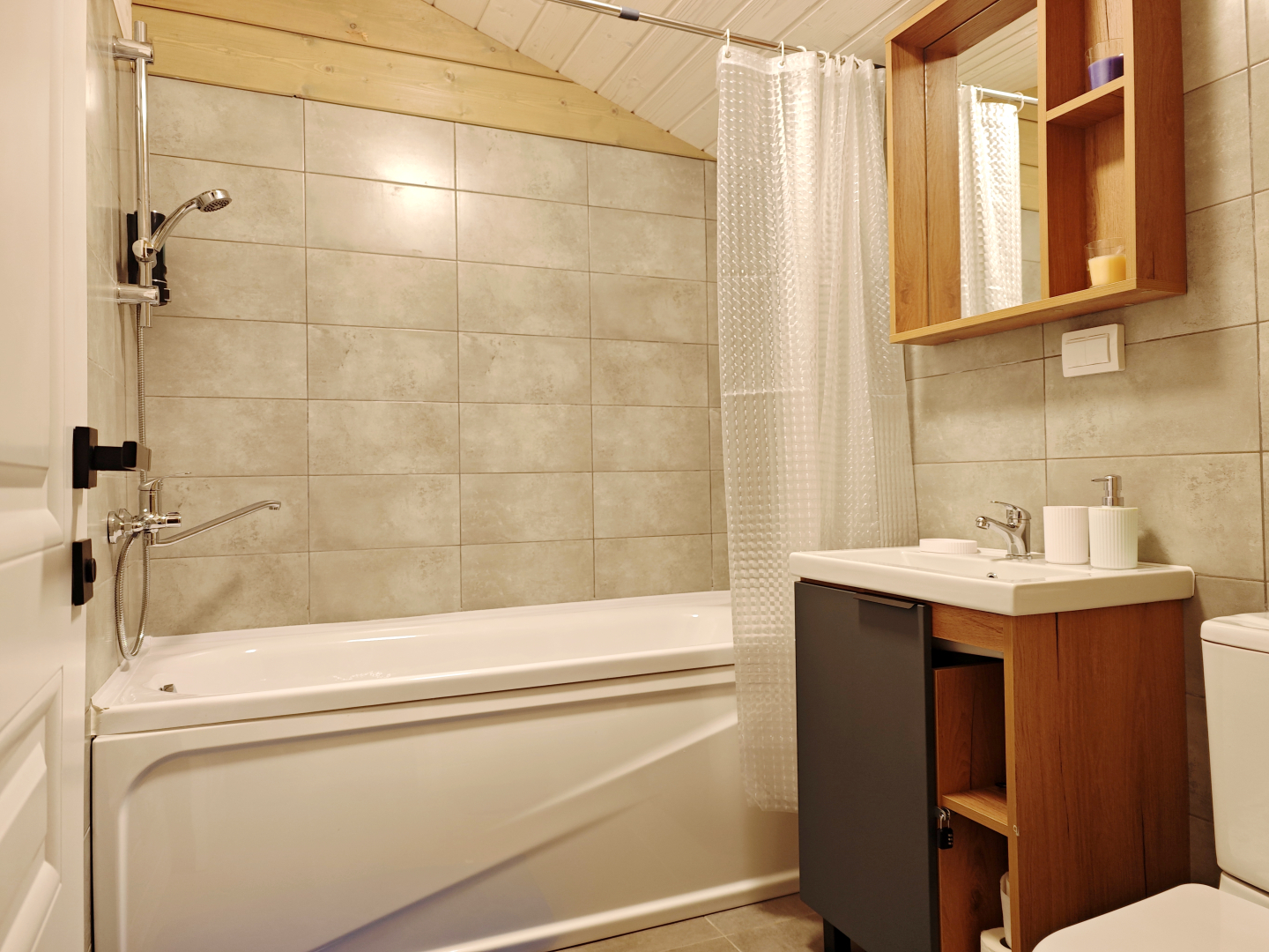 Частный дом с Баней и Камином