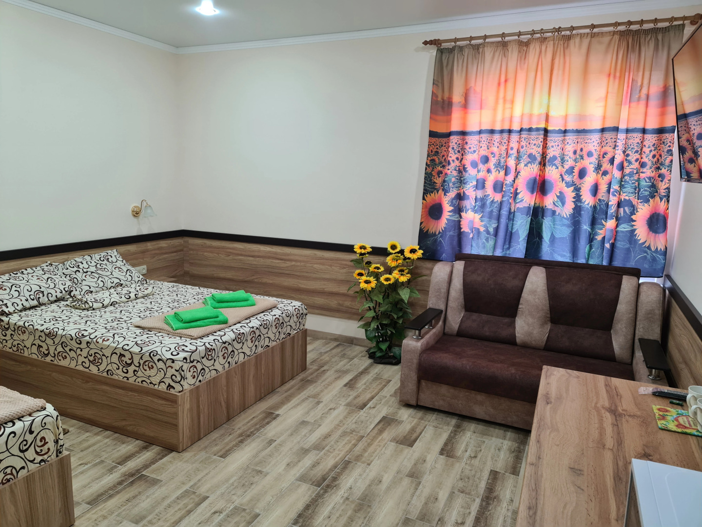 Отель Подсолнух