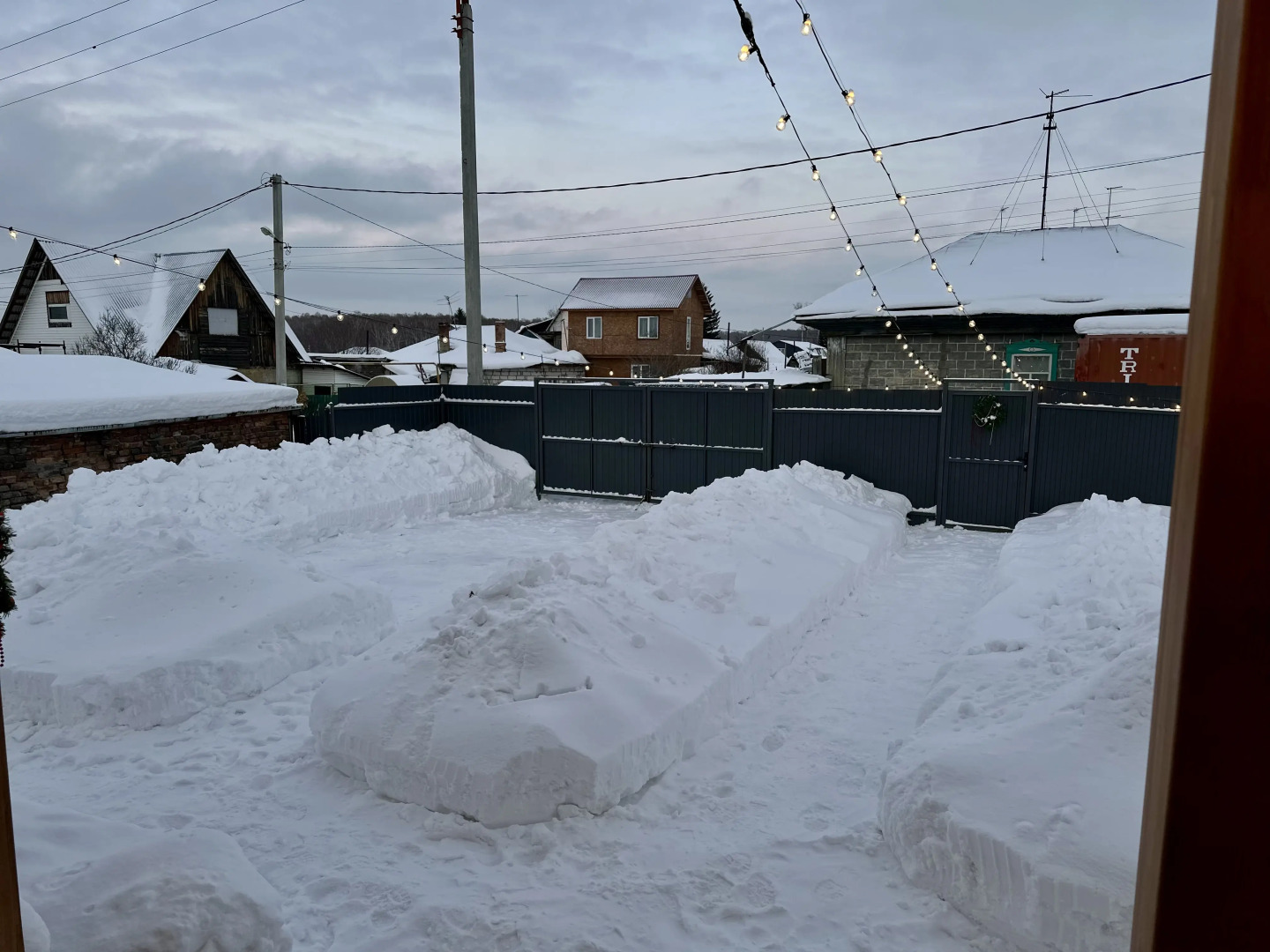 Частный дом современный в стиле барнхаус — 15 минут от города