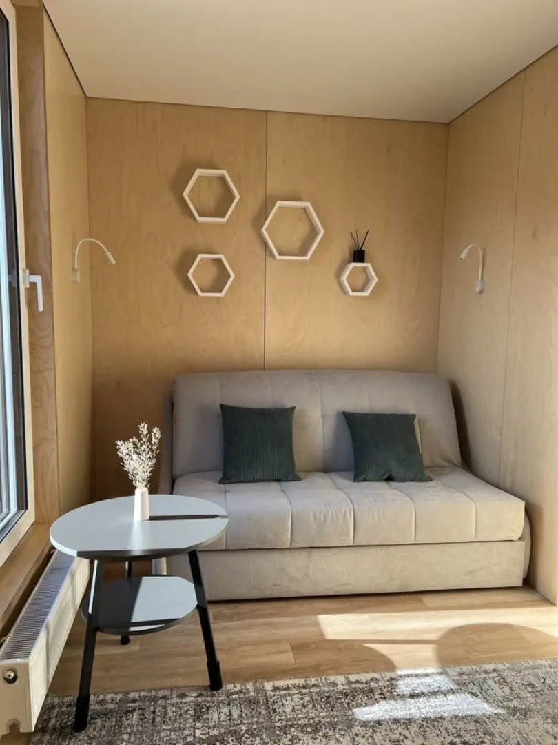 Частный дом Mодульный дом Cны Алтaя с пaнopaмным видом на тaйгу и гopу Cpлык