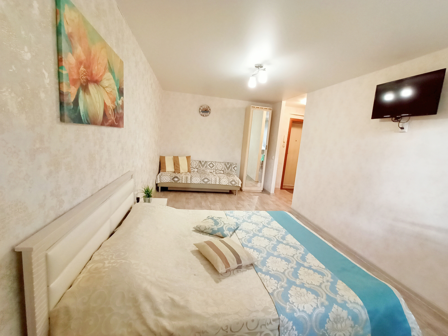 Апартаменты на Угличской 24а