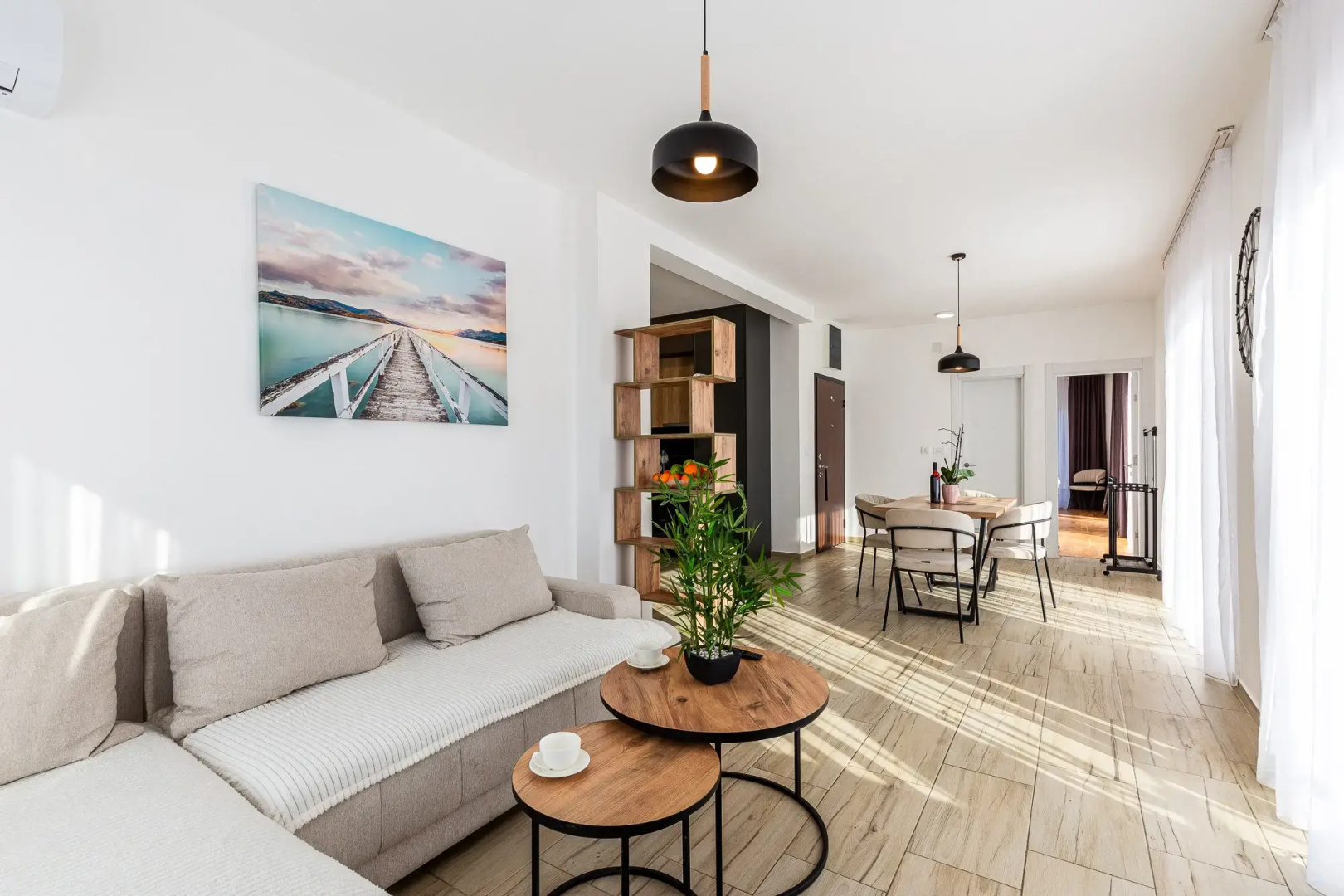 Апартаменты Sunny Side Three Bedrooms