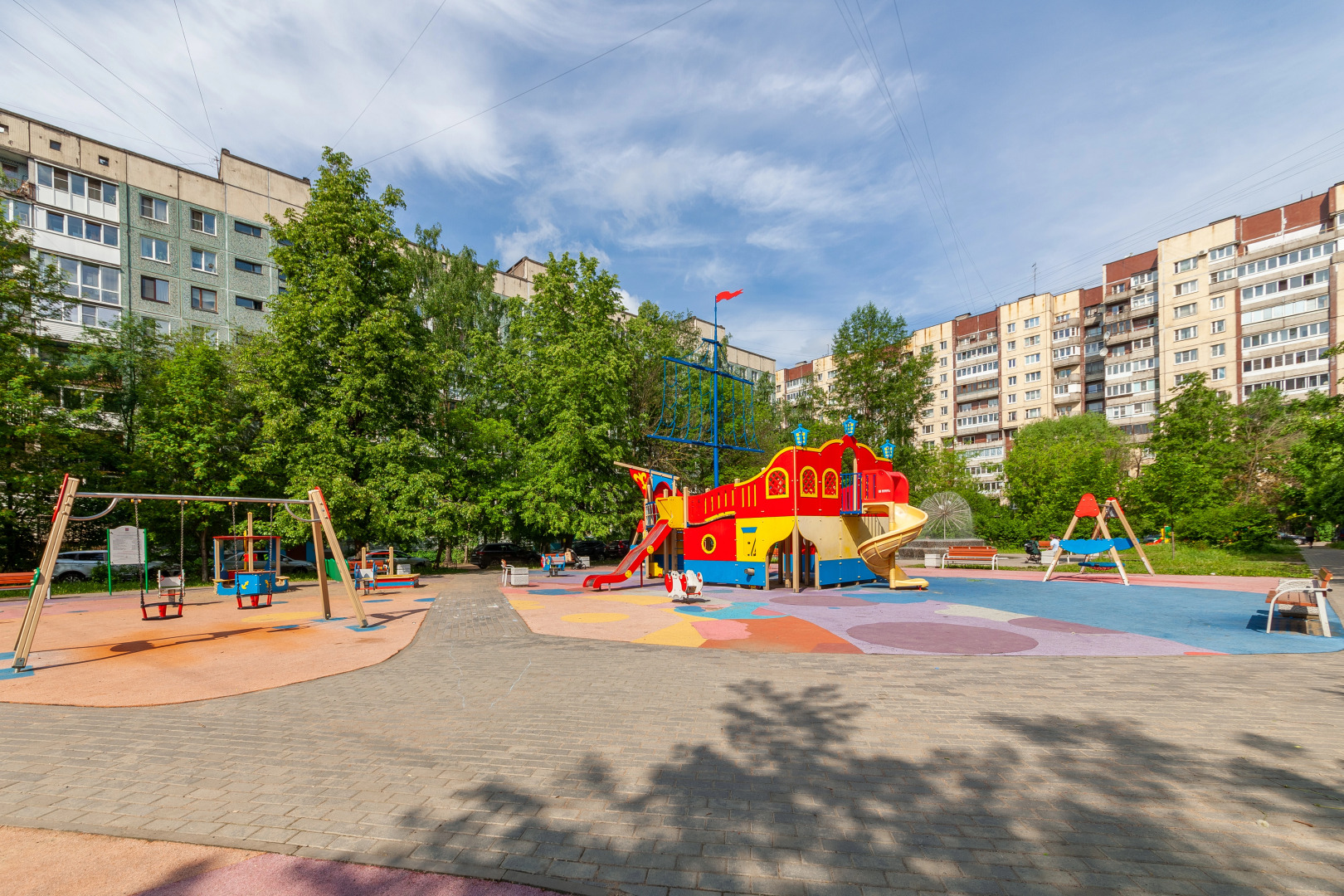 Солнечная квартира у Ледового дворца