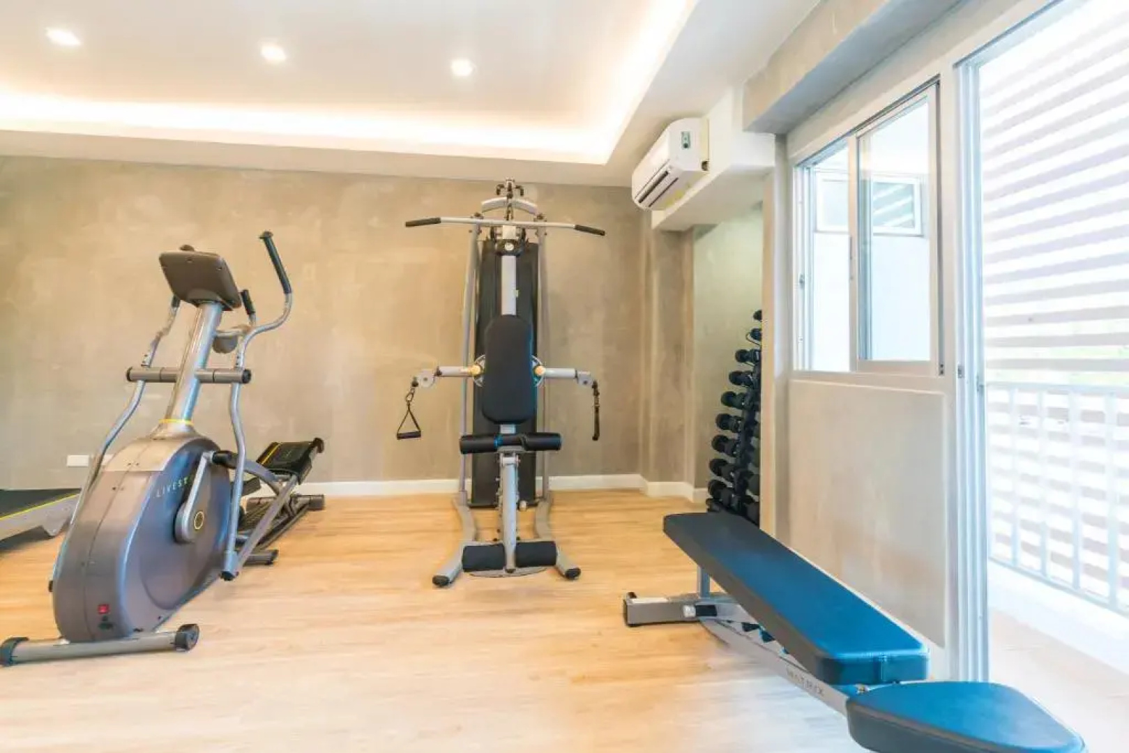 Отель Koon Hotel Sukhumvit