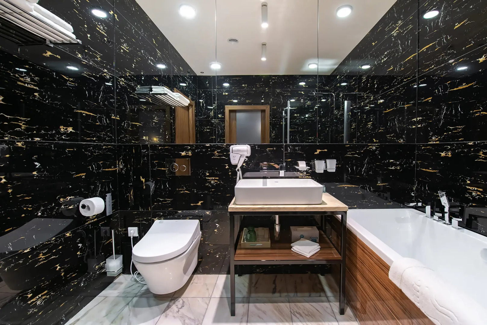 Отель City View