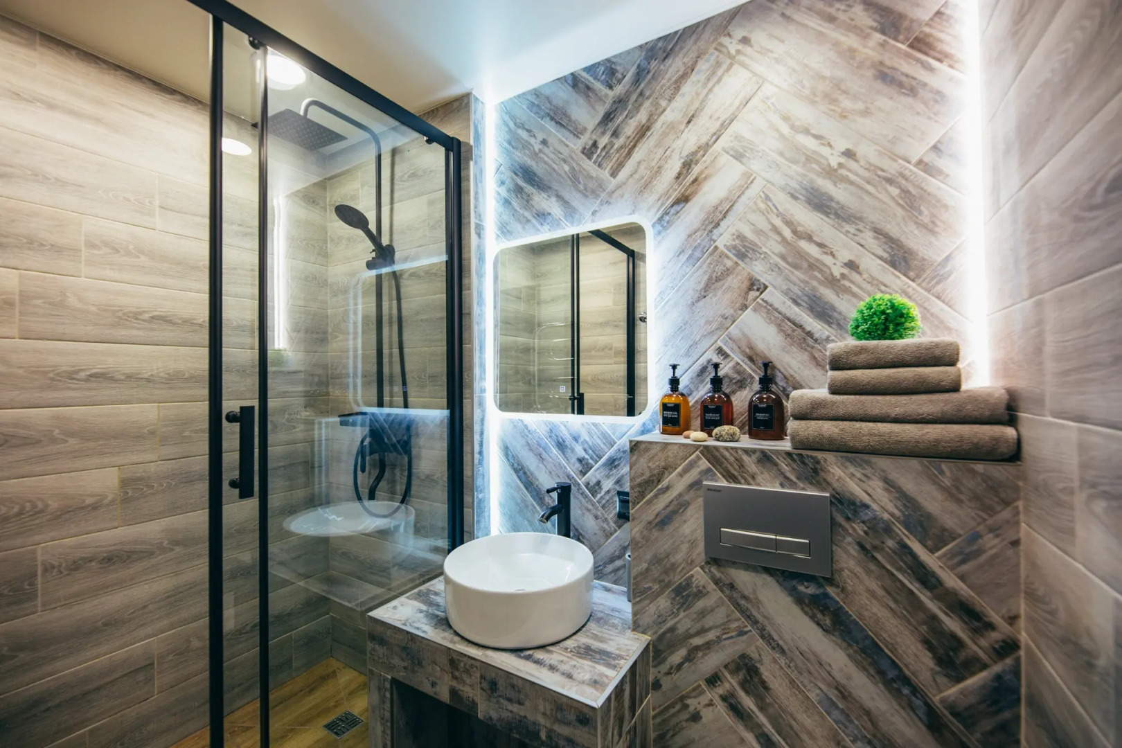 Апартаменты на Набережной Трибуца