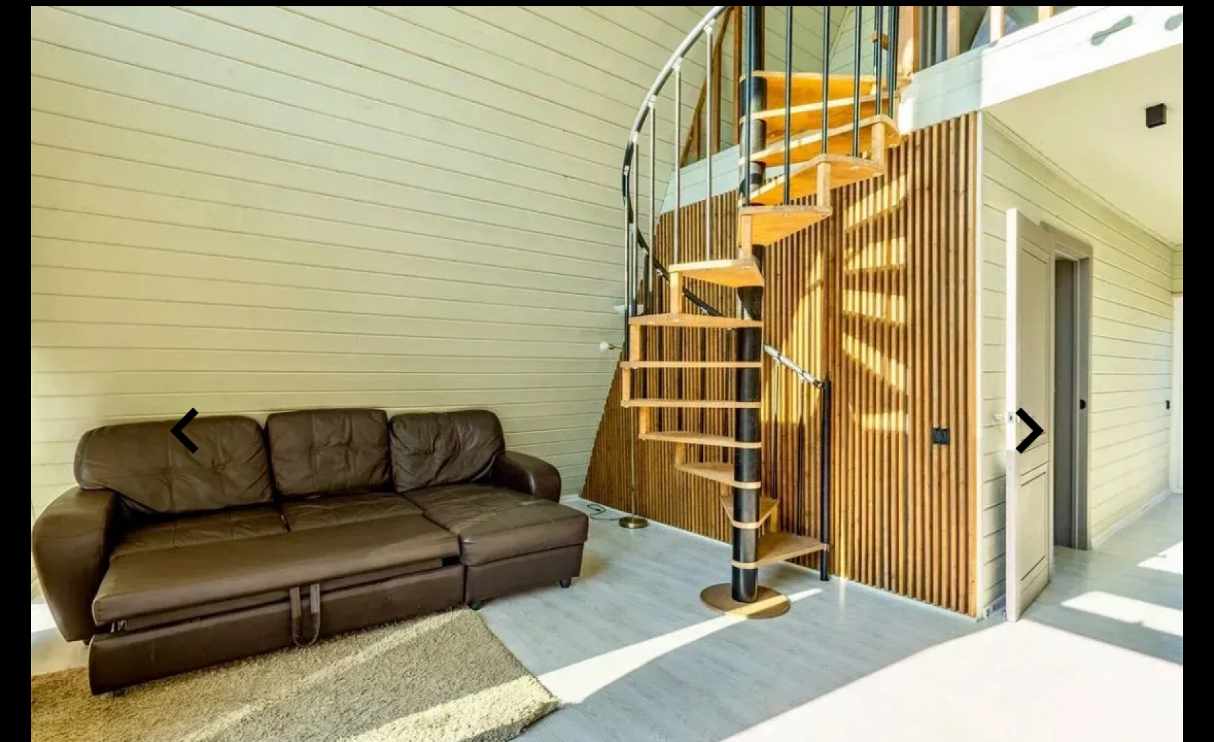 Частный Дом с Бассейном в Стиле Афрейм с Баней и Чаном