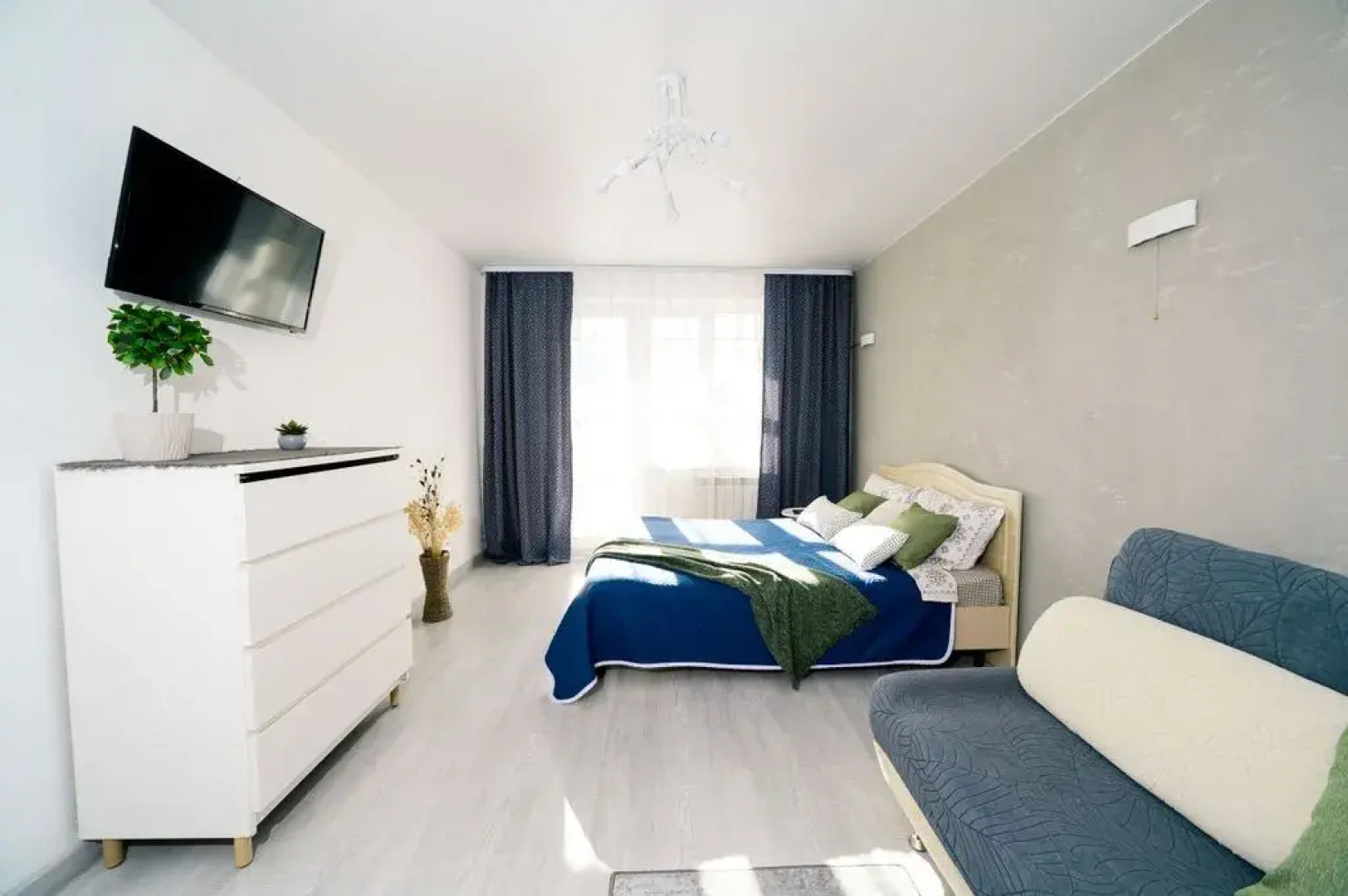 Квартира на улице Добролюбова 1