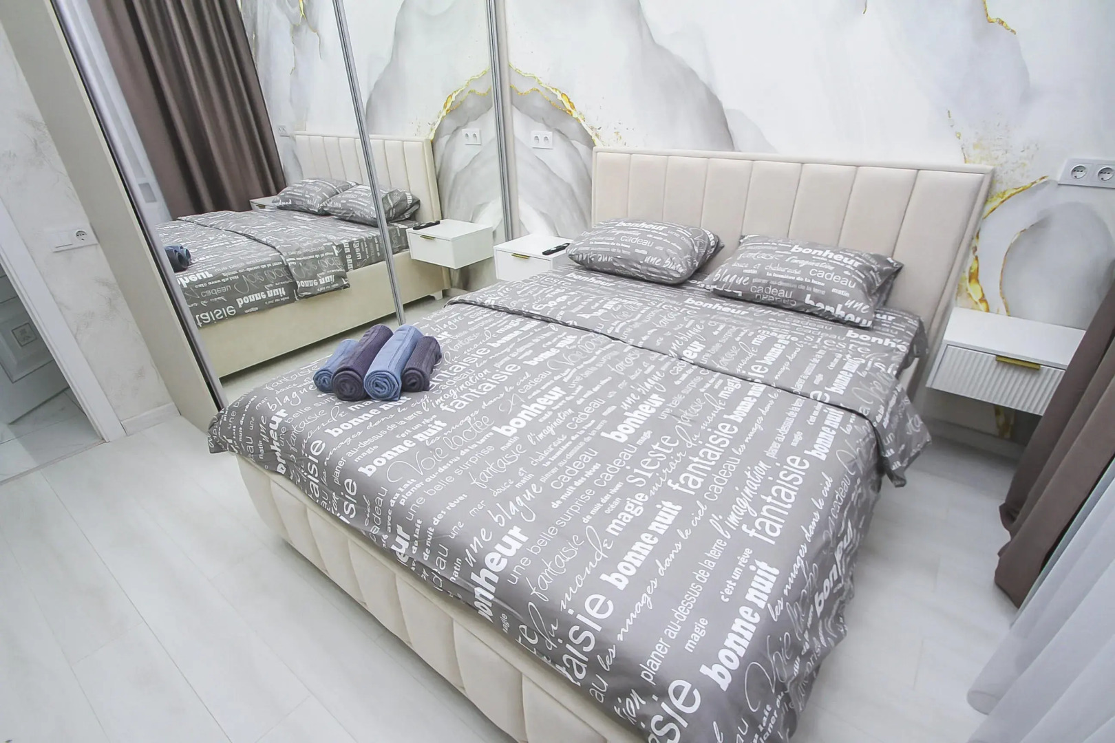 Квартира 2 комнатная Университетская 43