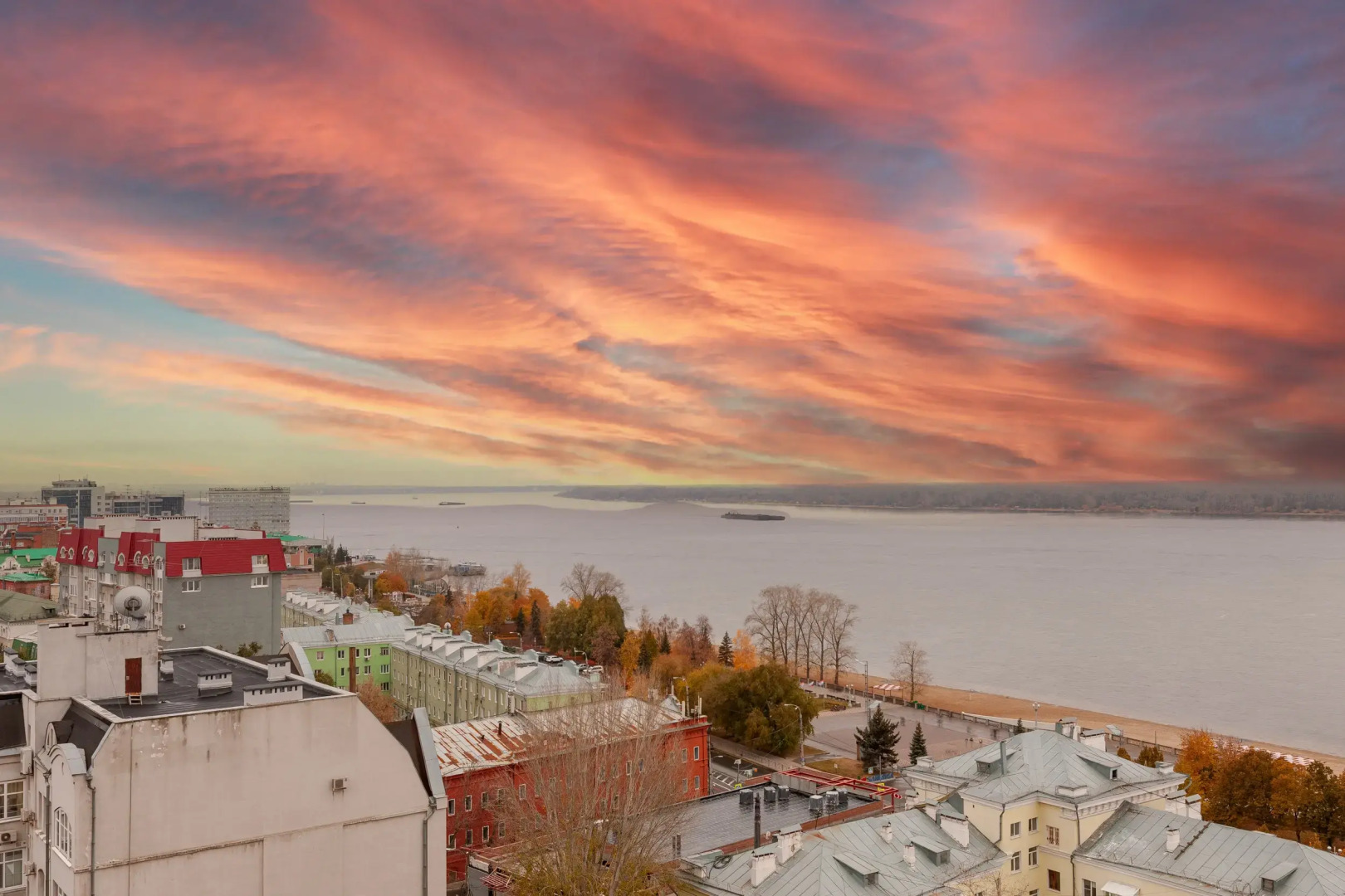 Апартаменты RentPlaza на набережной