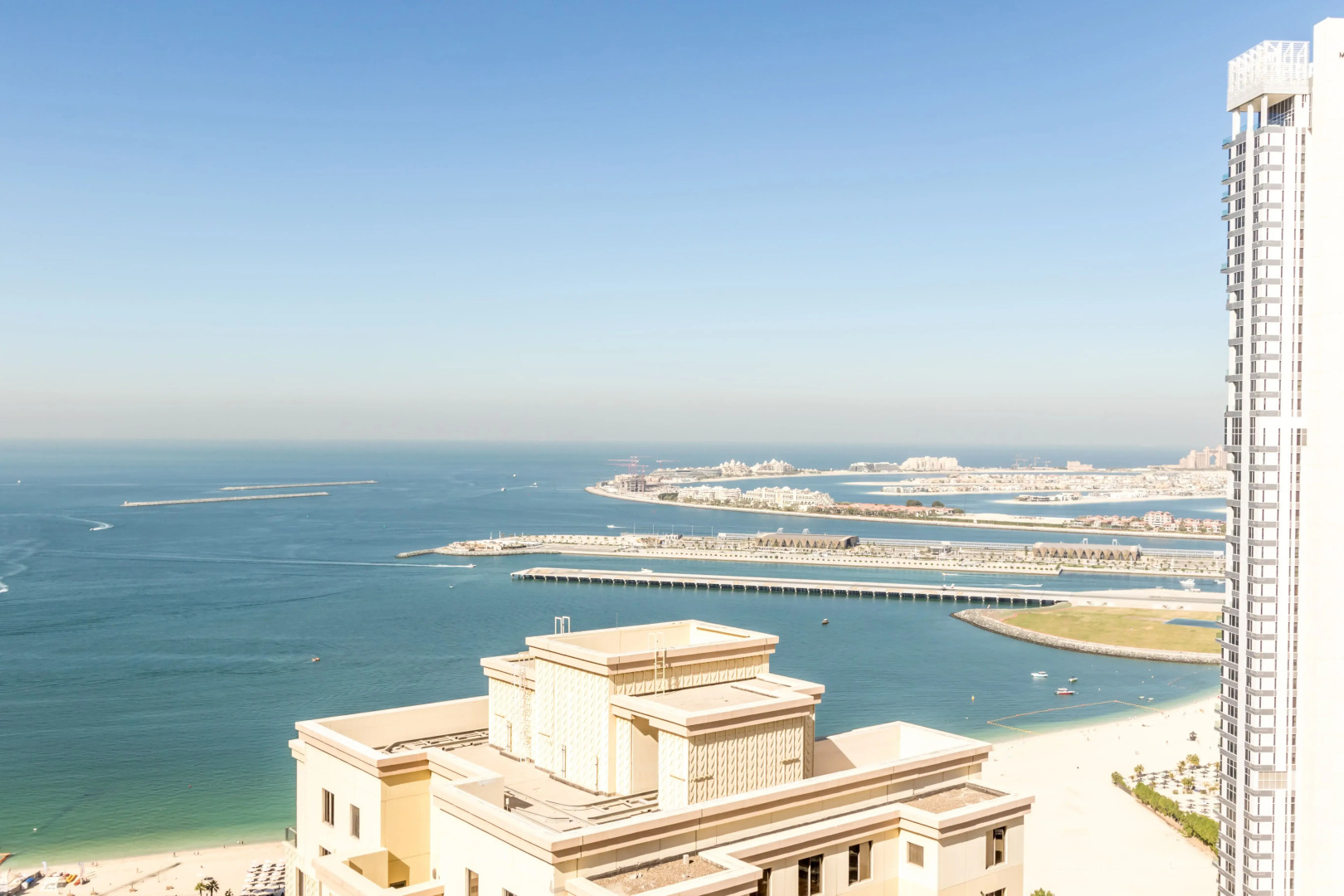 Апартаменты GMA Murjan 2BR Sea View High Floor