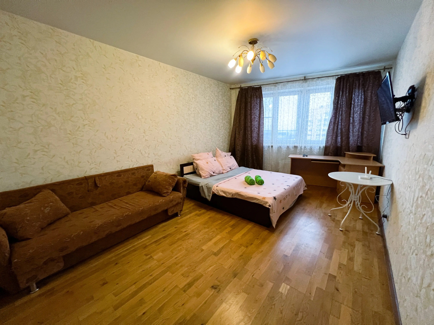 Апартаменты Горького 14