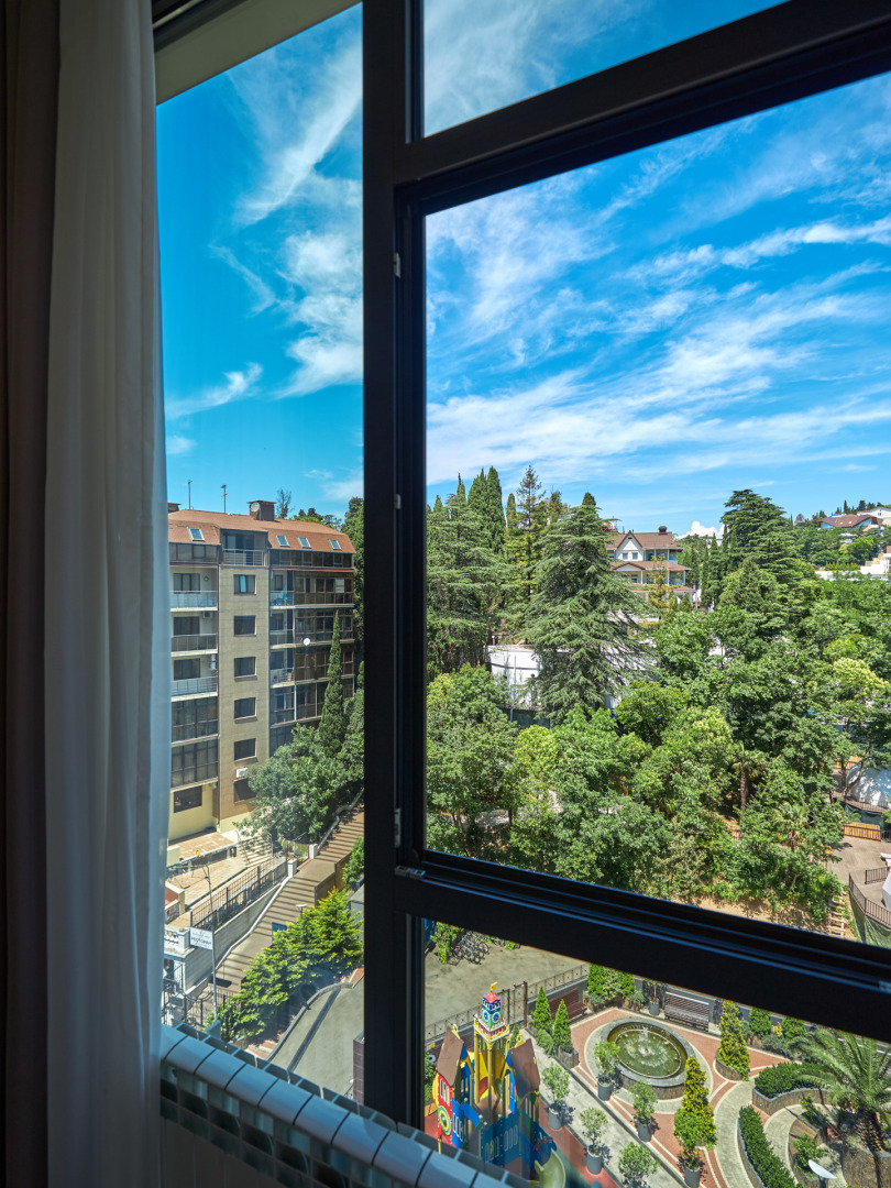 Апартаменты Сочи-Центр Студия с Бассейном на крыше. ЖК Метрополь