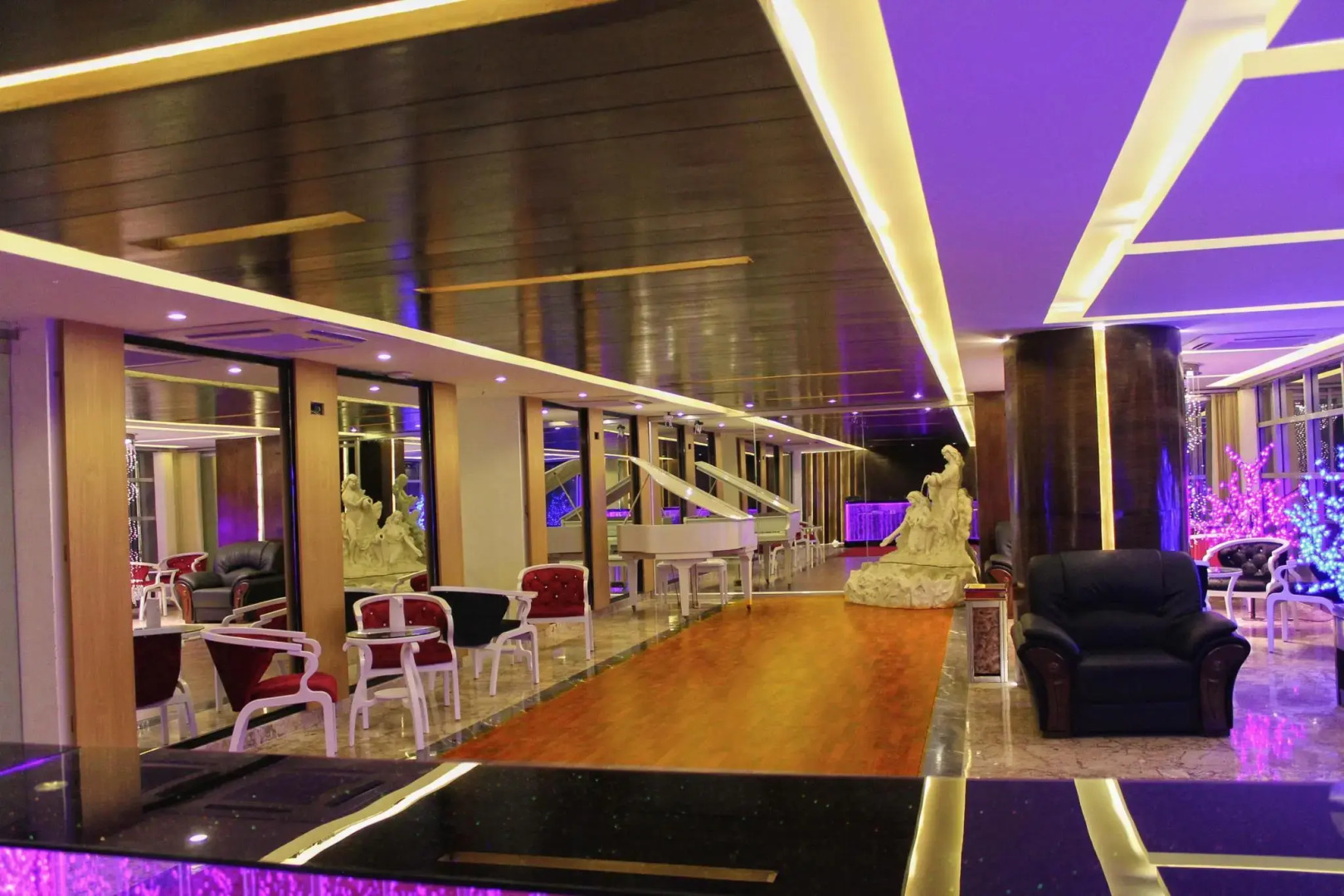 Отель Noorjahan Grand