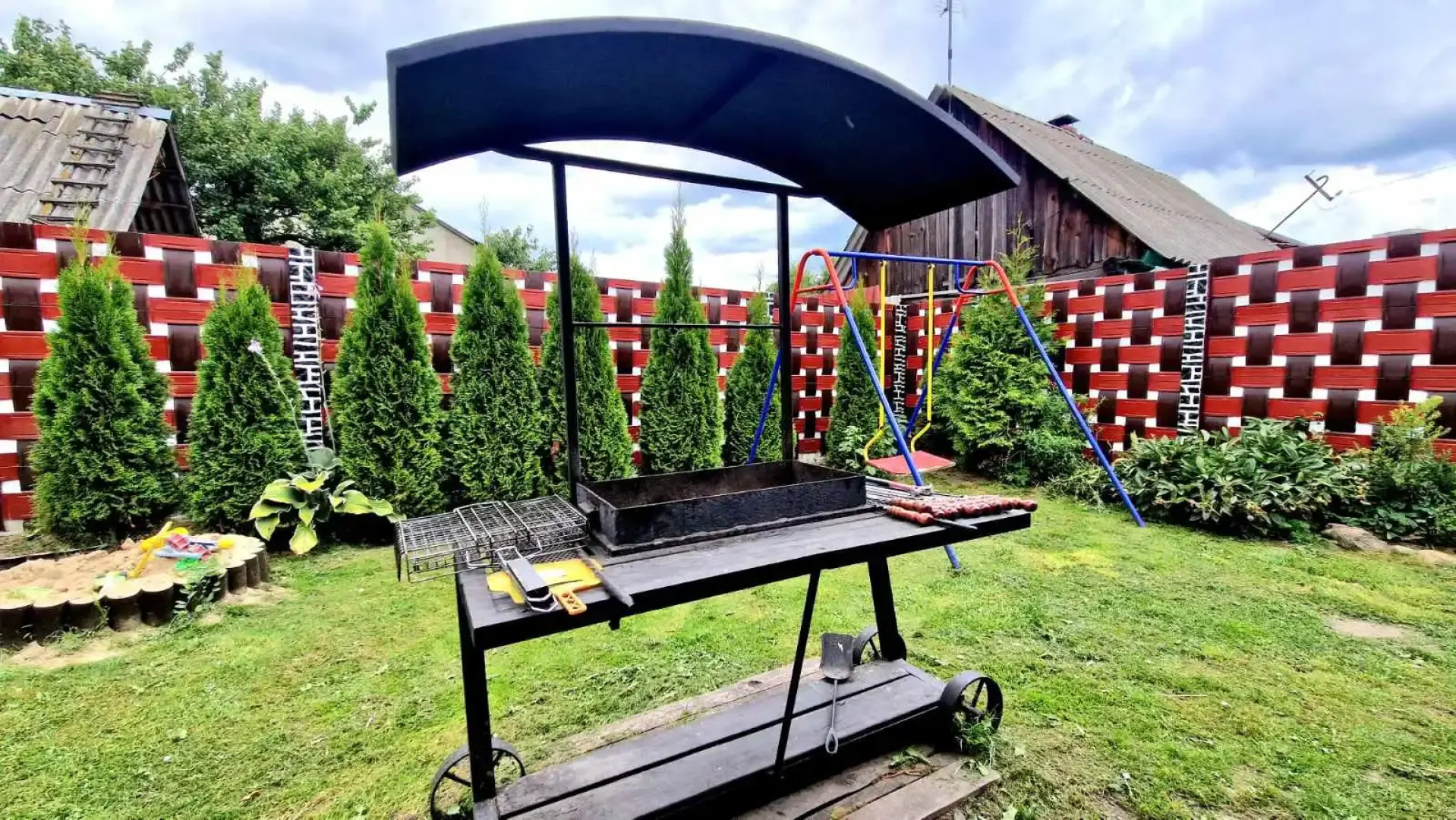 Коттедж на Сенной 13