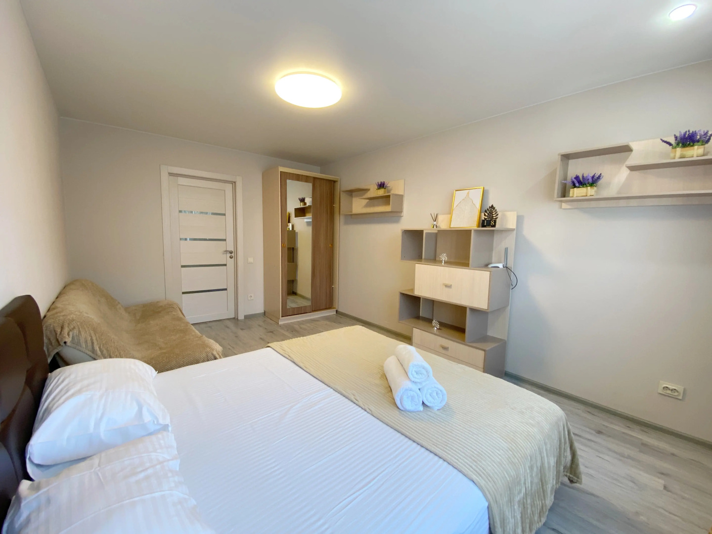 Апартаменты на Русской 15