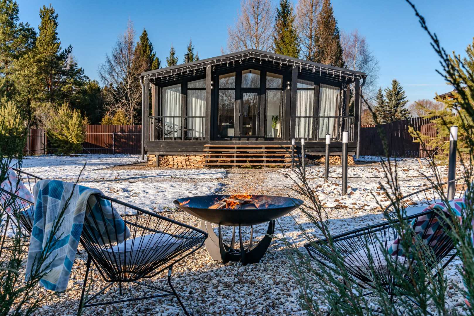 Частный Дом с камином, сауной и панорамными окнами